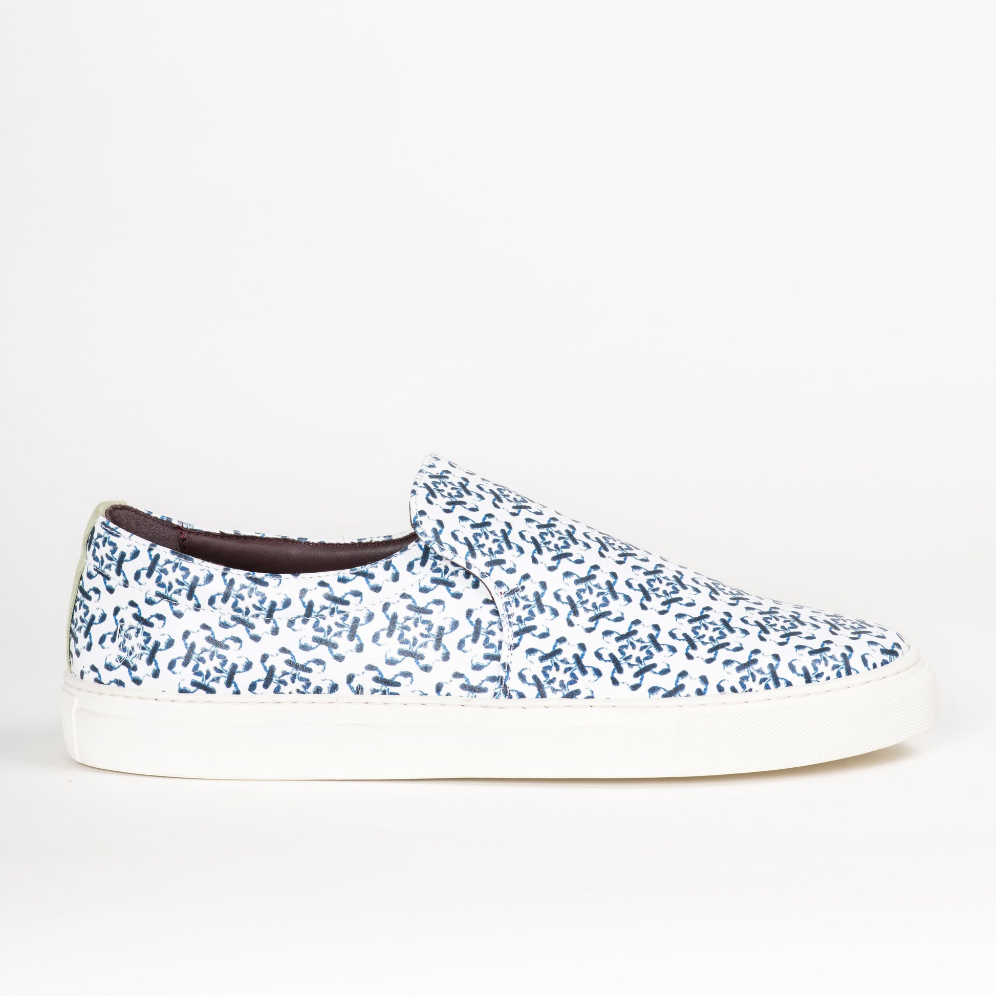 Footwear - Tompkins II Delft